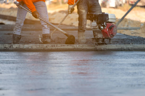 Best Concrete Contractor Near Me  in Mount Pulaski, IL